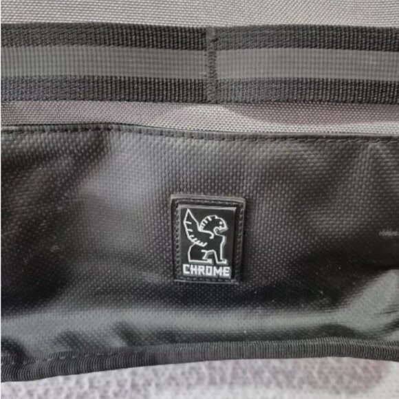 Chrome Industries Gray Black Laptops Pocket Zip Around Hondo 21L Backpack - Picture 2 of 13